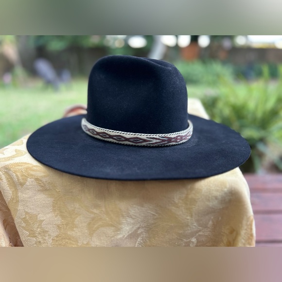 Serratelli 5x Beaver western cowboy hat with horsehair hat band - Picture 14 of 16